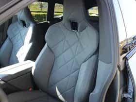 BMW iX (2026) thumbnail 8