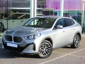 BMW iX2 (2025) thumbnail 2