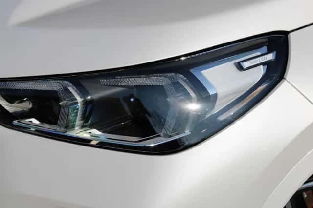BMW X1 (2024) thumbnail 3