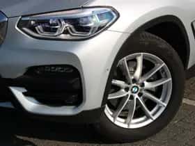 BMW X3 (2019) thumbnail 3