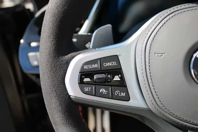 BMW Z4 (2026) thumbnail 6