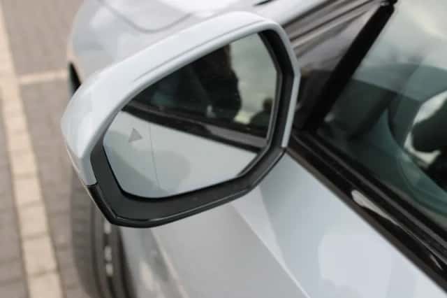 BMW 5-Serie (2026) thumbnail 6