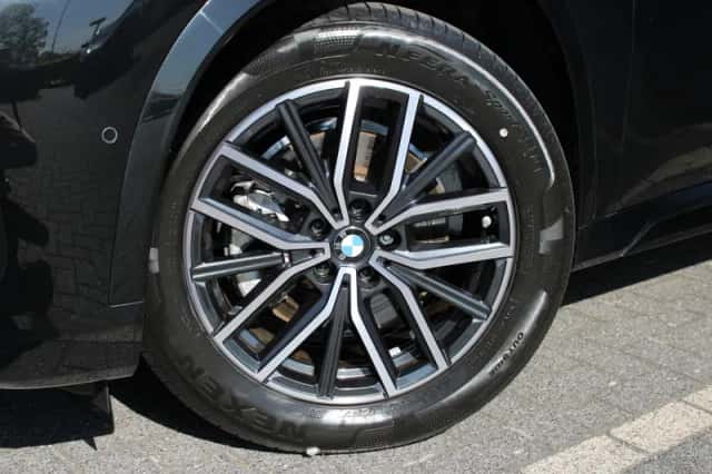 BMW X1 (2025) thumbnail 6
