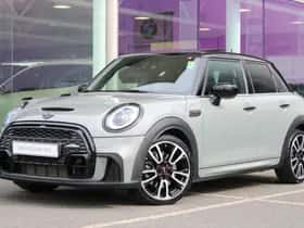 MINI Hatchback (2022) thumbnail 2