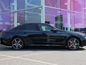 BMW i5 (2026) thumbnail 8