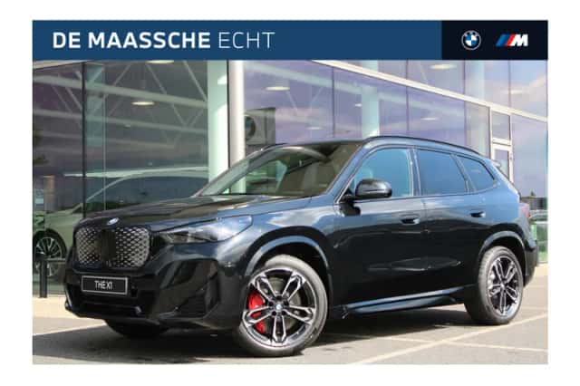 BMW iX1 (2026) thumbnail 1