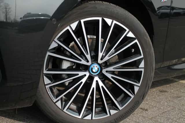 BMW 2-Serie (2024) thumbnail 4