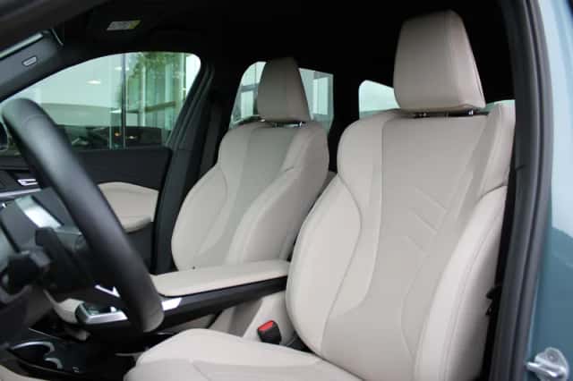 BMW X1 (2025) thumbnail 2
