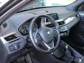 BMW X1 (2018) thumbnail 2