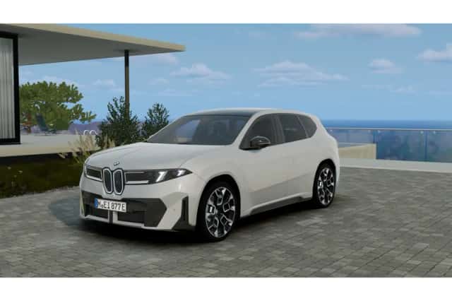 BMW iX3 (2026) thumbnail 1