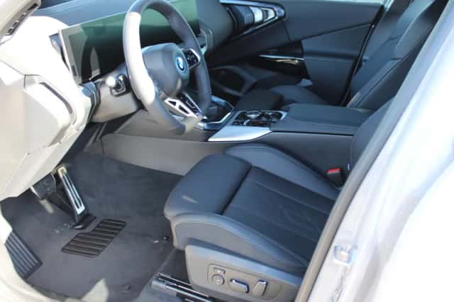 BMW X3 (2026) thumbnail 3