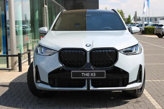 BMW X3 (2026) thumbnail 2