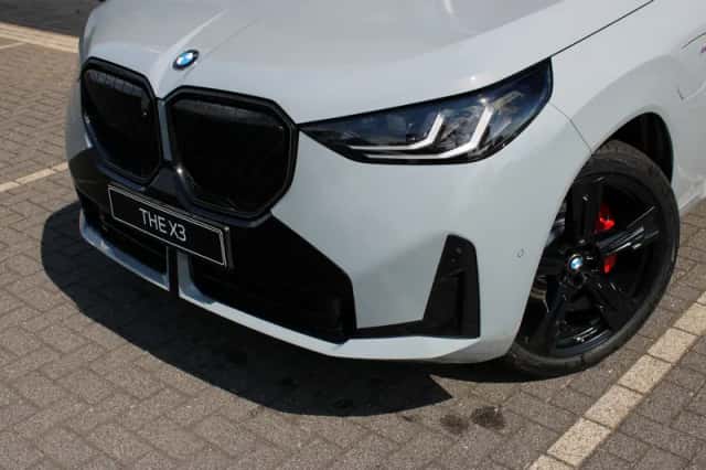 BMW X3 (2026) thumbnail 3