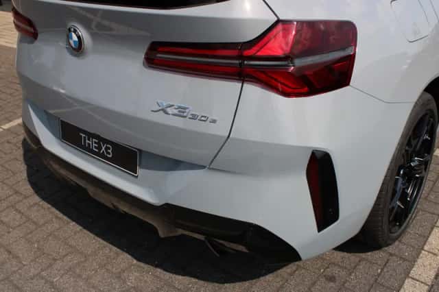 BMW X3 (2026) thumbnail 6