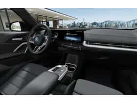 BMW iX1 (2026) thumbnail 8