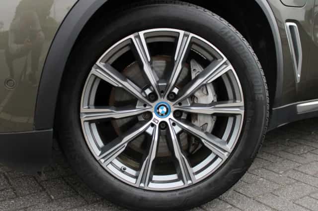 BMW X5 (2022) thumbnail 5