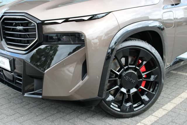 BMW XM (2026) thumbnail 6