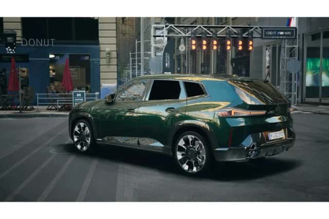 BMW XM (2026) thumbnail 2