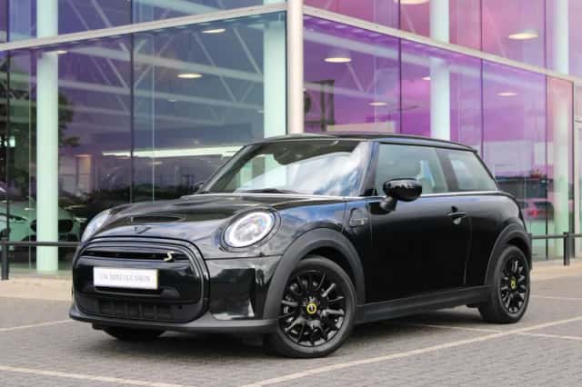 MINI Electric (2022) thumbnail 1