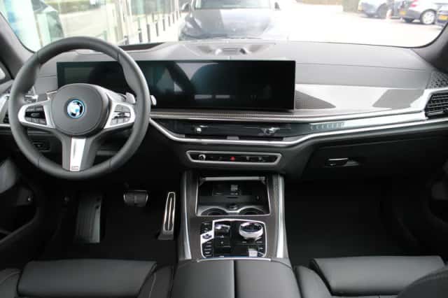 BMW X5 (2026) thumbnail 3