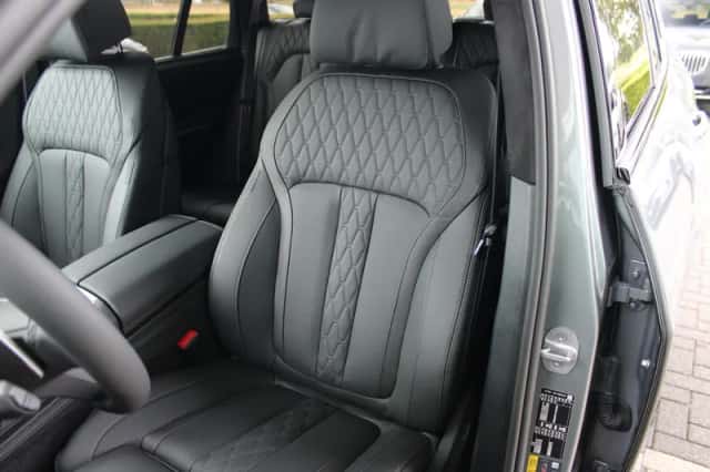 BMW X5 (2026) thumbnail 4