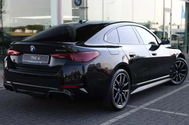 BMW i4 (2026) thumbnail 2