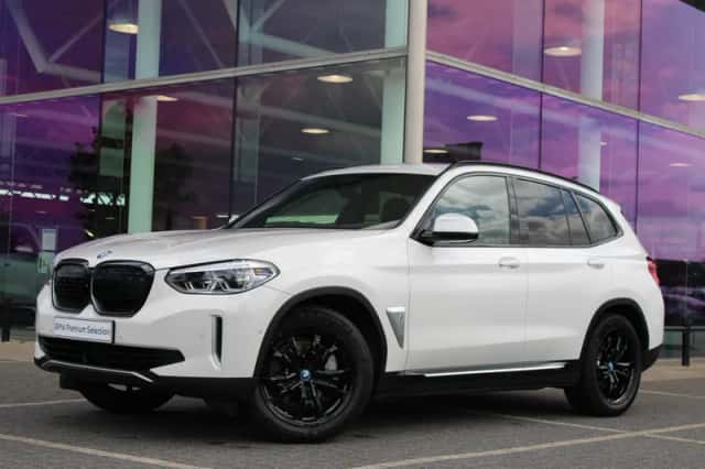 BMW iX3 (2021) thumbnail 1