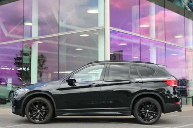 BMW X1 (2022) thumbnail 5