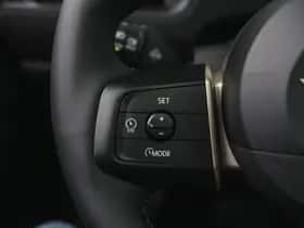 MINI Hatchback (2024) thumbnail 13