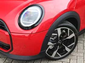 MINI Hatchback (2024) thumbnail 28