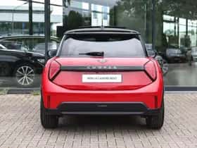 MINI Hatchback (2024) thumbnail 7