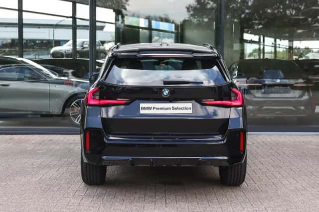 BMW X1 (2024) thumbnail 6