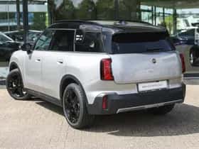 MINI Countryman (2025) thumbnail 2
