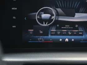 BMW X1 (2024) thumbnail 16