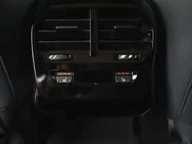BMW iX (2026) thumbnail 11
