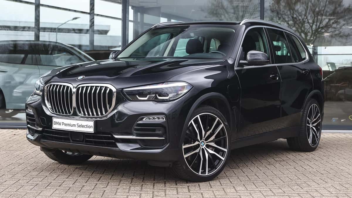 BMW X5 (2021) — foto 1