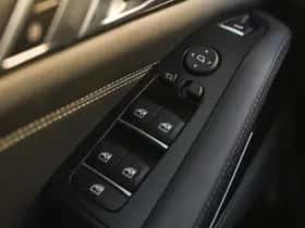 BMW X5 (2024) thumbnail 10