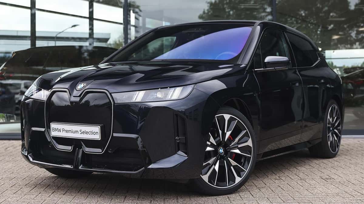 BMW iX (2025) — foto 1