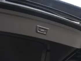 BMW iX (2025) thumbnail 36