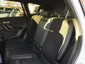 BMW iX1 (2024) thumbnail 11