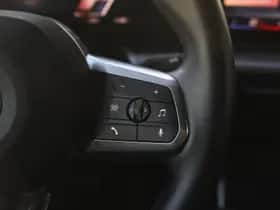 BMW iX1 (2024) thumbnail 15