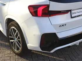BMW iX1 (2024) thumbnail 28