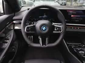 BMW i5 (2025) thumbnail 3