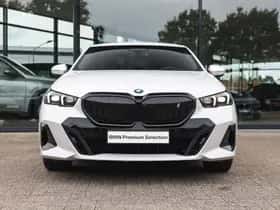 BMW i5 (2025) thumbnail 5