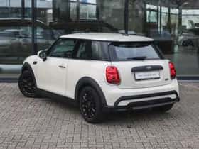 MINI Hatchback (2021) thumbnail 2