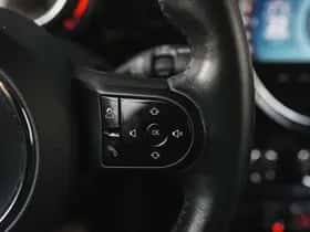 MINI Hatchback (2021) thumbnail 13