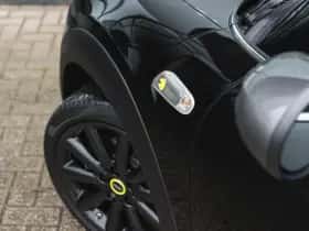 MINI Electric (2020) thumbnail 25
