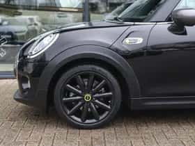 MINI Electric (2020) thumbnail 4