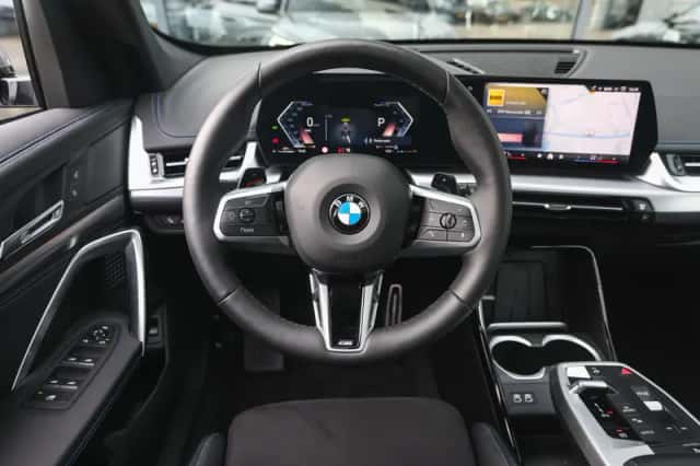BMW X1 (2025) thumbnail 3