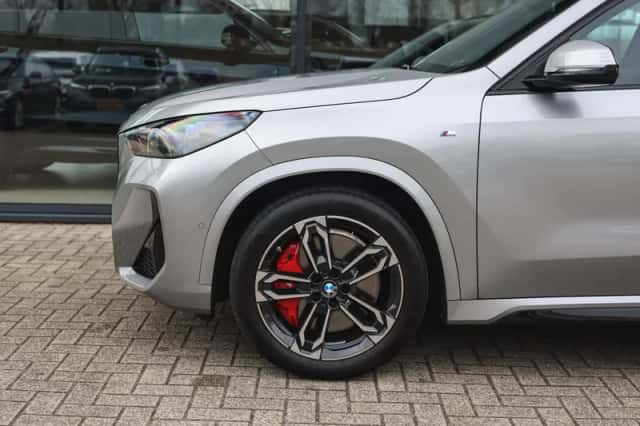 BMW X1 (2025) thumbnail 5